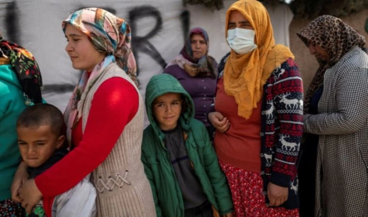 Depremzedeler anlattı: Çadır kentte zor geçen gece