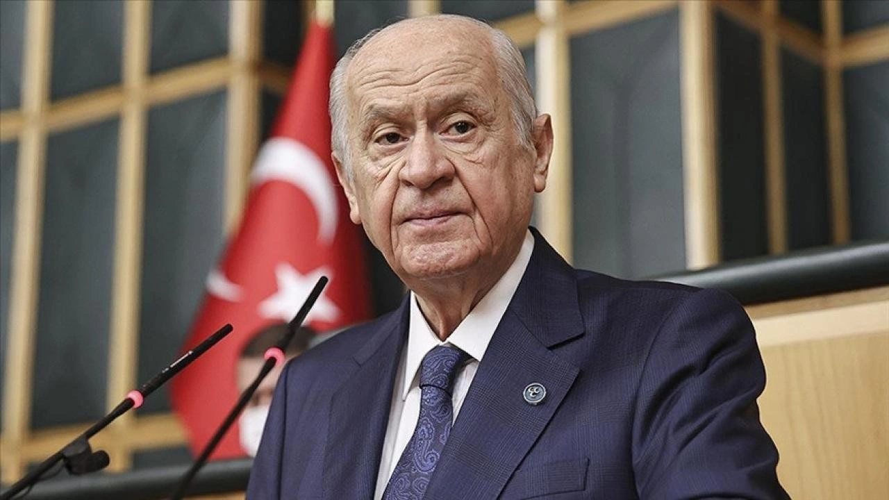 'Devlet Bahçeli' kararına peş peşe tepkiler! MHP ve AK Parti grubu meclisi terk etti