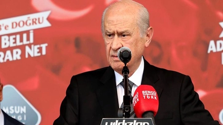 Devlet Bahçeli'nin hayatı kitap oluyor