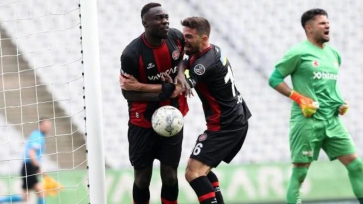 Diagne hat-trick yaptı! 7 gollü maçta kazanan: Karagümrük