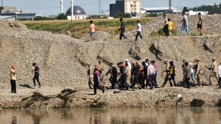 Dicle Nehri'ne düşen Habip, boğuldu