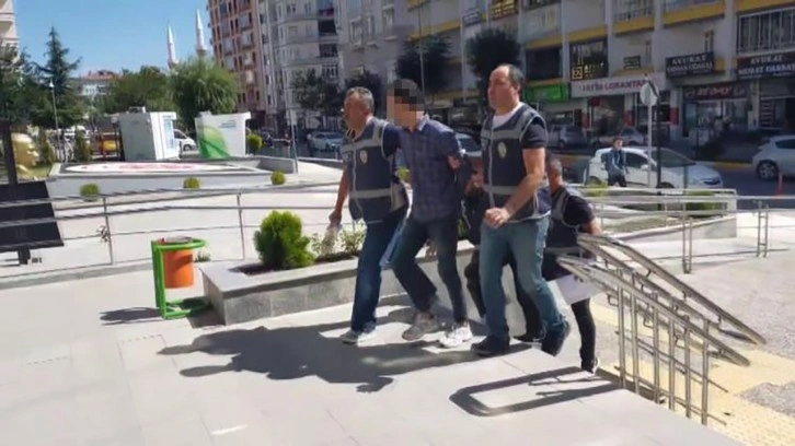 Dolandırıcılar polisten kaçamadı! Çorum'da kuyumcu dolandırdılar Sivas'ta yakalandılar