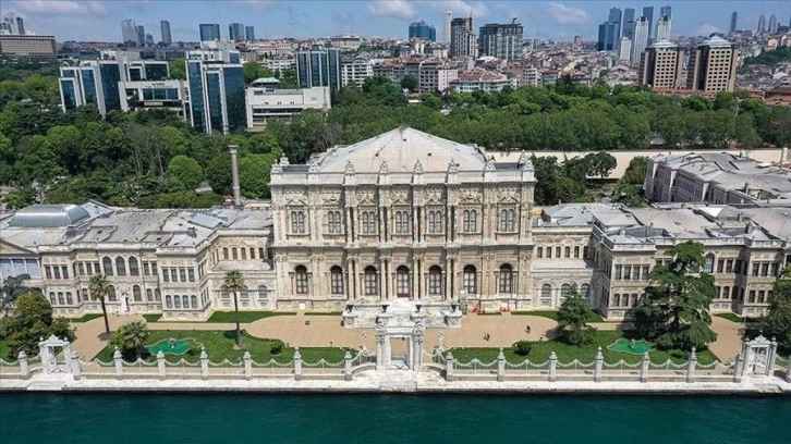 Dolmabahçe Sarayı'nın açılışının üzerinden 167 yıl geçti