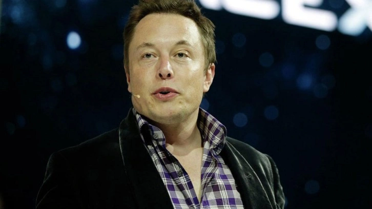 Elon Musk: Yapay zeka, insanlığın karşı karşıya olduğu en acil risk