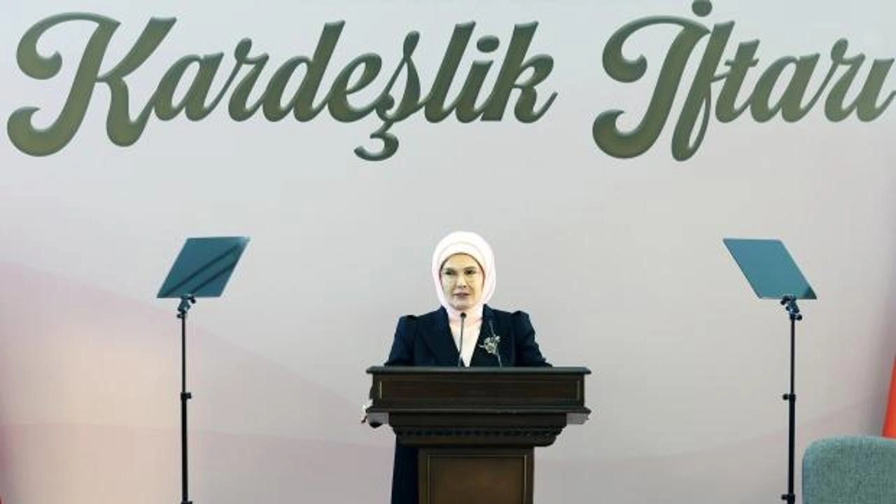 Emine Erdoğan: AK Parti Kadın Kollarının başarısı emsalsizdir