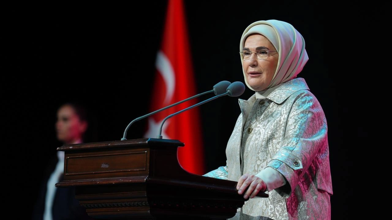 Emine Erdoğan'dan anne adaylarına önemli çağrı