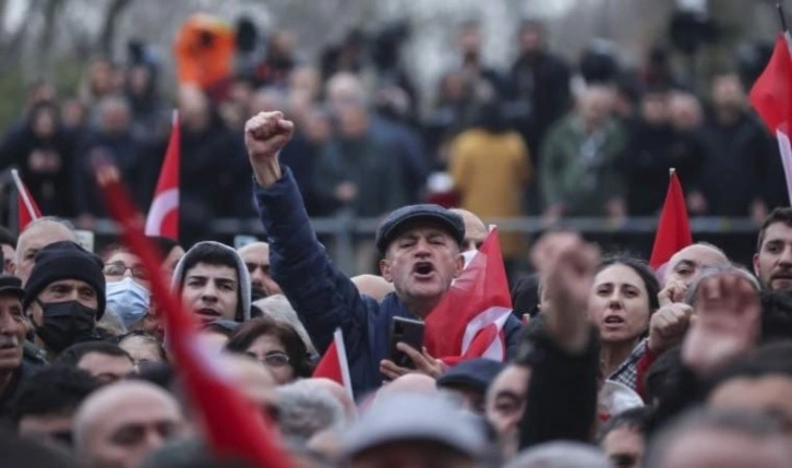 Emniyet açıkladı: Saraçhane mitingine kaç kişi katıldı?