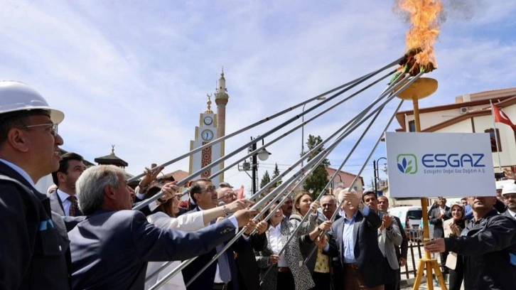 Enerji Bakanı Fatih Dönmez meşaleyi yaktı, Günyüzü doğalgaza kavuştu