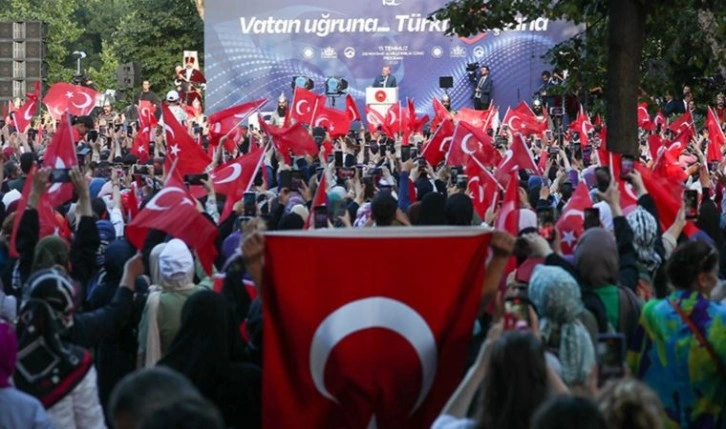 Erdoğan, meydanlardaki kalabalığı yetersiz buldu: Kurmaylarına 'meydan' talimatı