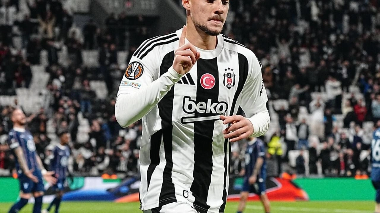 Ernest Muçi çıkışa geçti! Beşiktaş'ı sırtlıyor