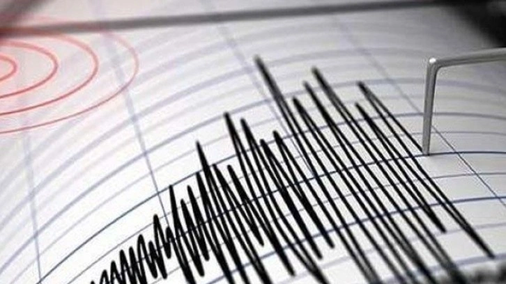 Erzurum'da korkutan deprem! AFAD şiddetini duyurdu