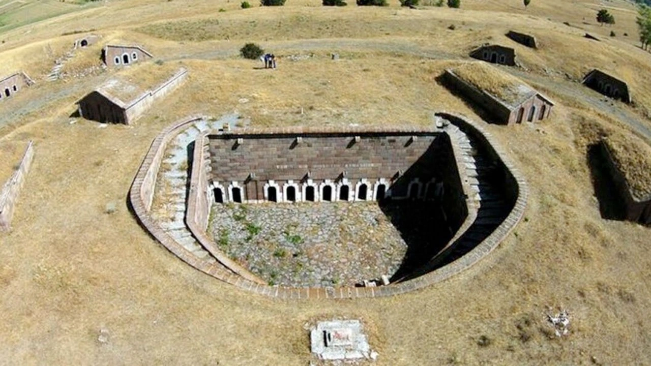 Erzurumlular yıllar sonra tarihi emanetleri geri istiyor