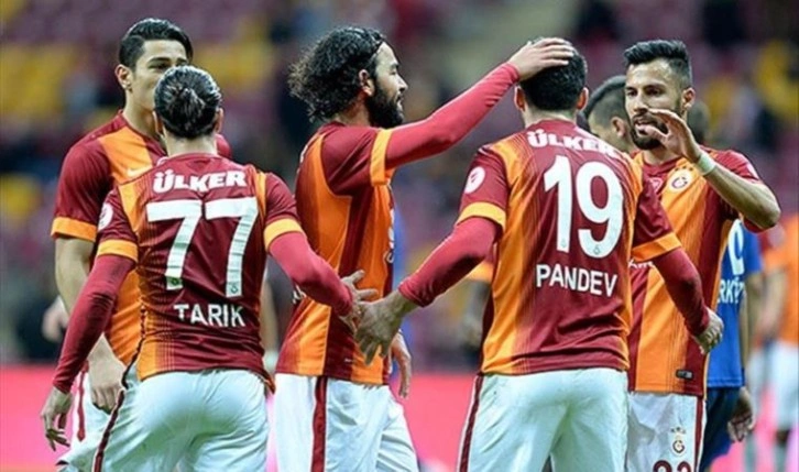 Eski Galatasaraylı futbolcu Goran Pandev'den veda!