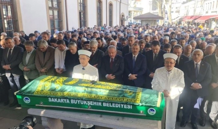 Eski milletvekili Nadir Latif İslam son yolculuğuna uğurlandı