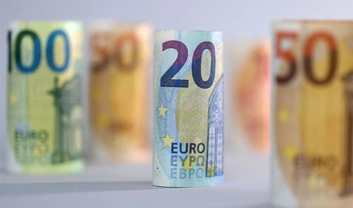 Euro dün ulaştığı zirveye yakın seyrediyor: Euro/TL ne kadar oldu? (20 Temmuz 2022)