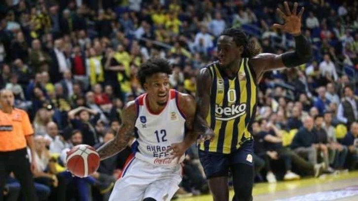 EuroLeague'de Türk derbisi! Anadolu Efes'i farklı yenen Fenerbahçe Beko play-off'ta