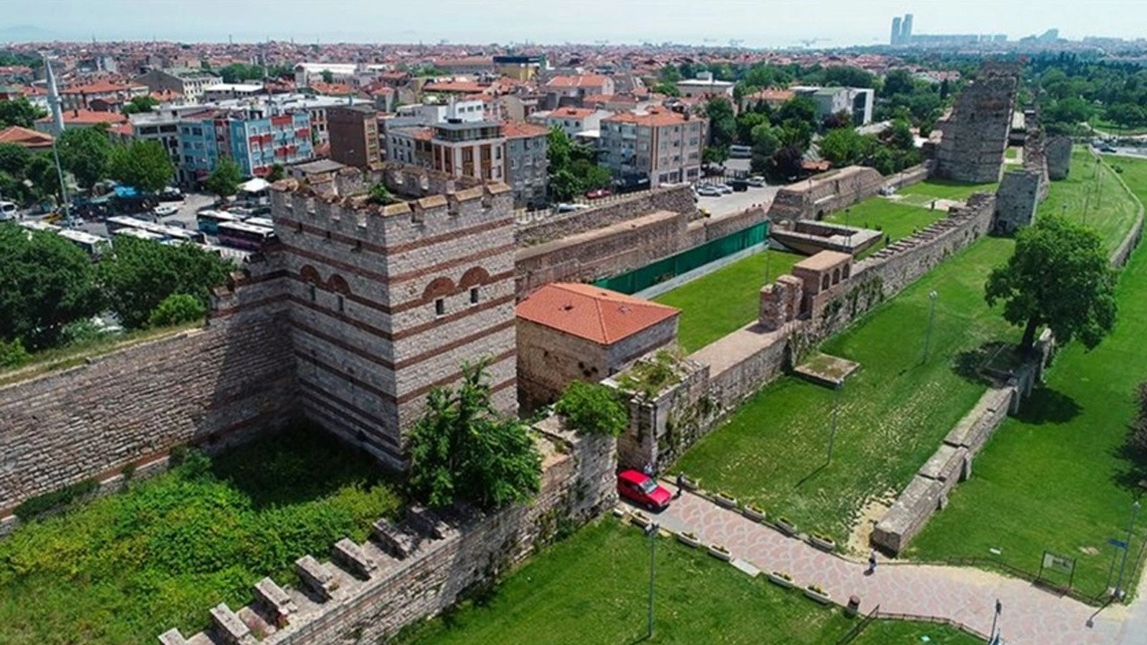 Fatih'teki vahşi cinayetten sonra Edirnekapı surları için yeni önlem!