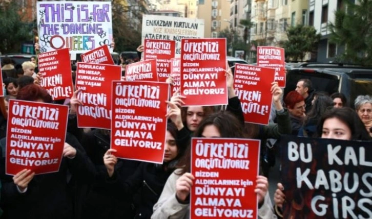 Feminist Gece Yürüyüşü yasaklandı