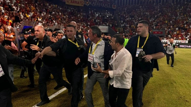 Fenerbahçe Başkanı Ali Koç, sahaya indi!