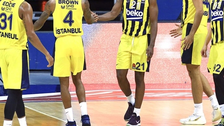 Fenerbahçe Beko'da bir isimle daha yollar ayrıldı