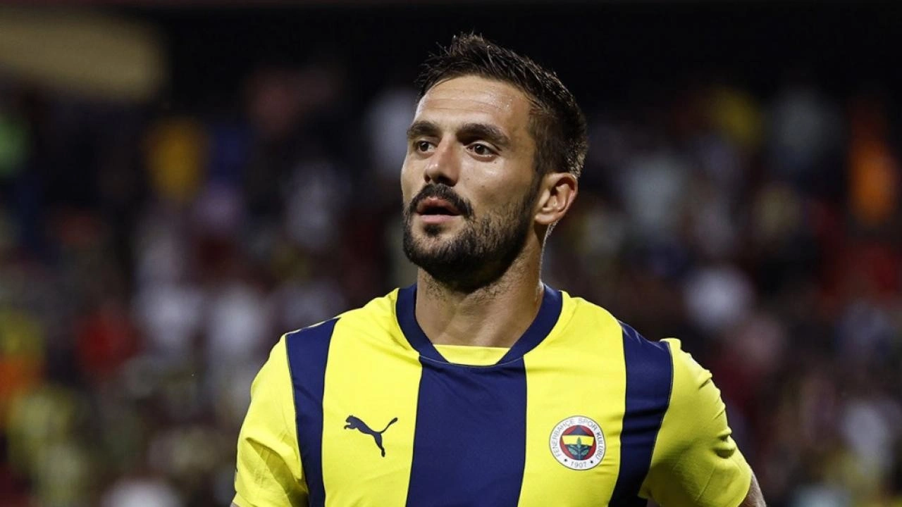 Fenerbahçe'de Tadic belirsizliği! İki kulüp harekete geçti