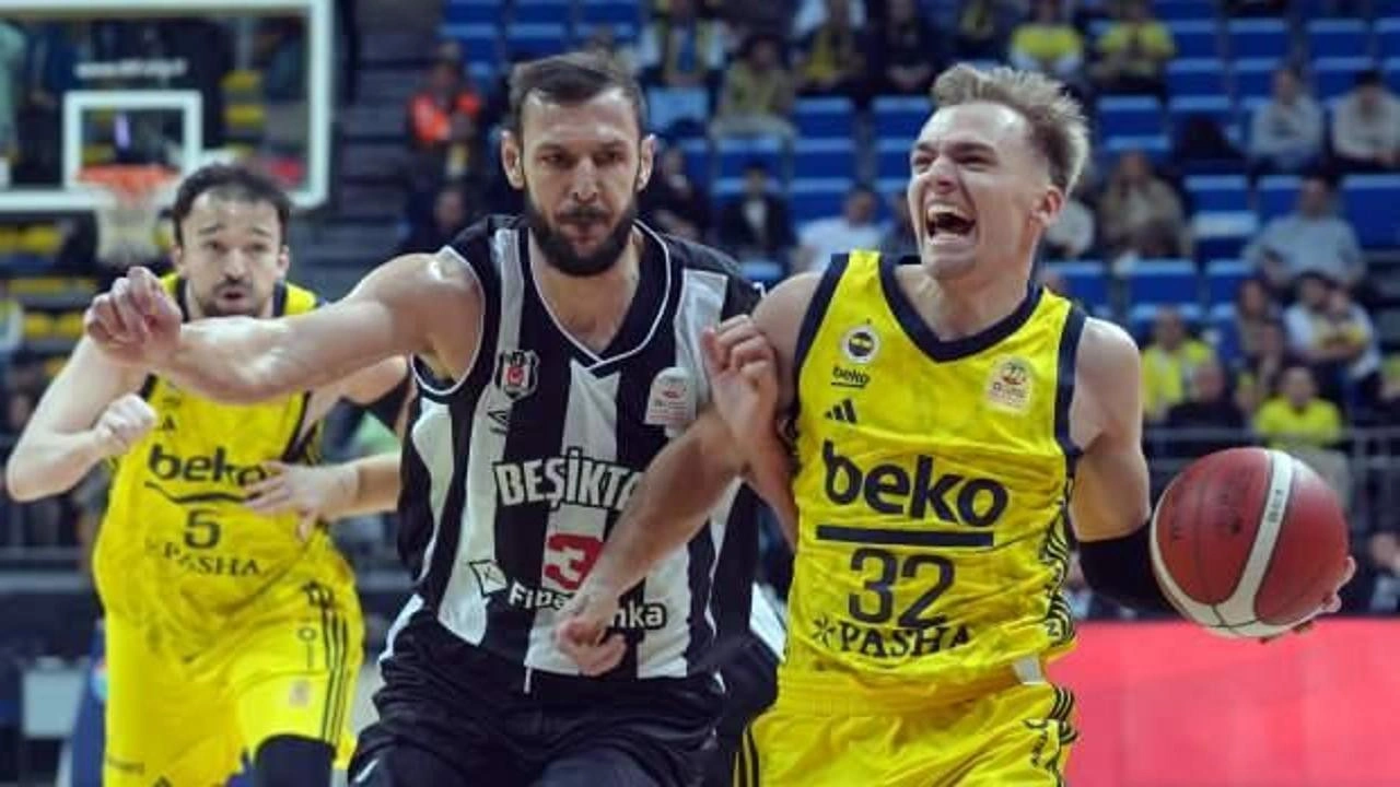 Fenerbahçe derbide Beşiktaş'ı devirdi!