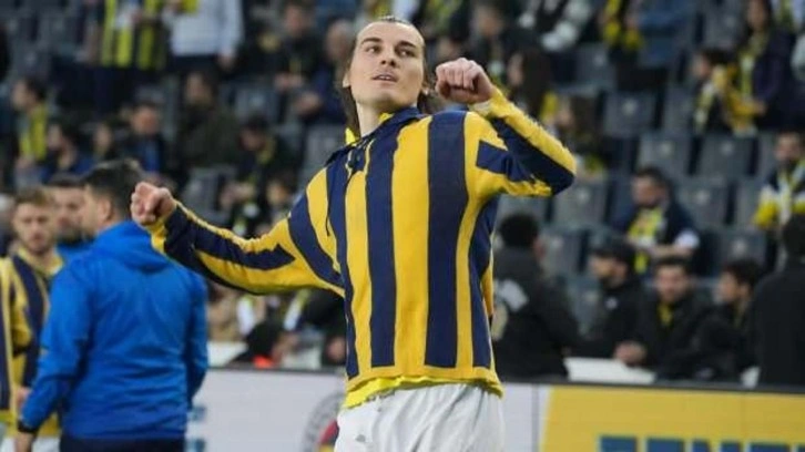 Fenerbahçe milli futbolcuyu duyurdu! 3+1 yıllık sözleşme