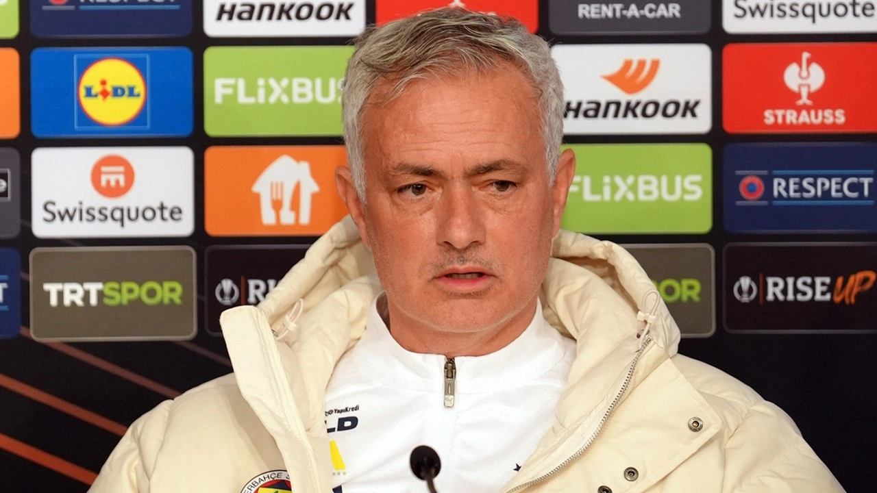 Fenerbahçe'nin Lyon maçı öncesi Jose Mourinho 'Okan Buruk' sorusuna cevap verdi