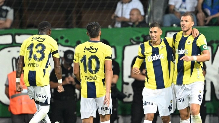 Fenerbahçe'nin UEFA kadrosu belli oldu 2'si yeni transfer 4 isim kadroda yer almadı