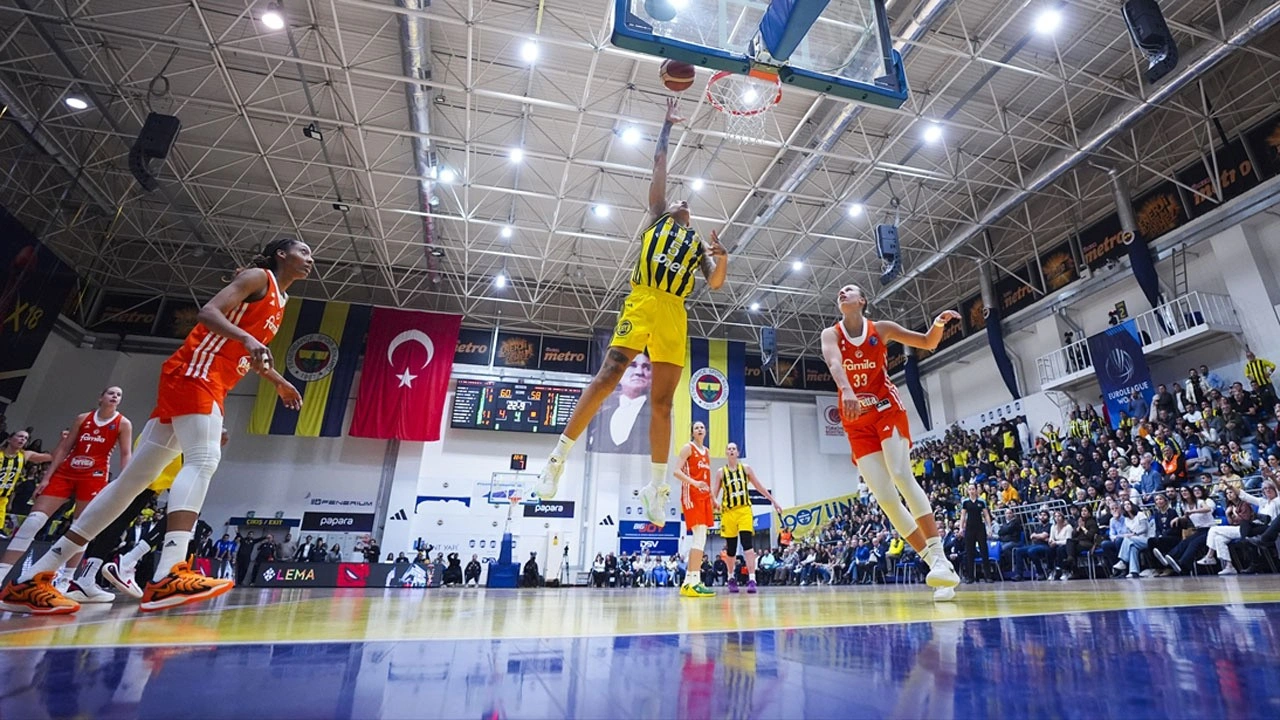 Fenerbahçe Opet kadın basketbol takımı üst üste 5'nce kez Final Four'a kaldı