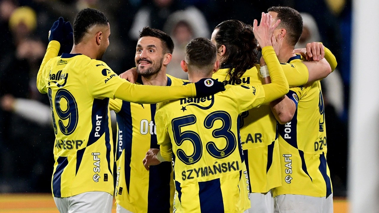 Fenerbahçe, UEFA Avrupa Ligi'nde avantaj peşinde: Önemli eksikler var