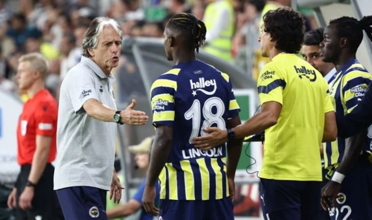 Fenerbahçe'de Jorge Jesus, yeni stoperini buldu