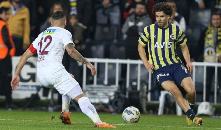 Fenerbahçeli futbolcu Ferdi Kadıoğlu: '11 kişi bitirmek önemliydi'