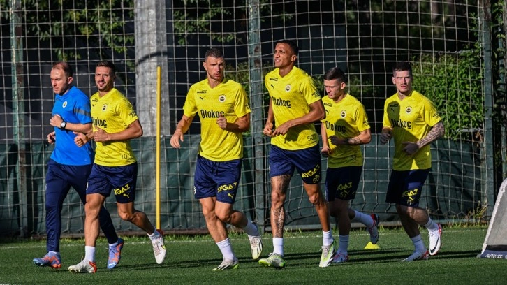 Fenerbahçe'nin Twente maçı kadrosu belli oldu! 5 eksik...