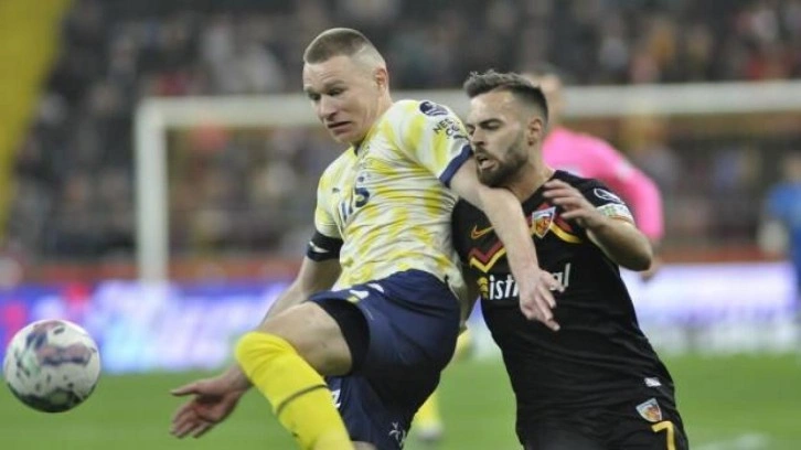 Fenerbahçe'ye kötü haber! Attila Szalai...