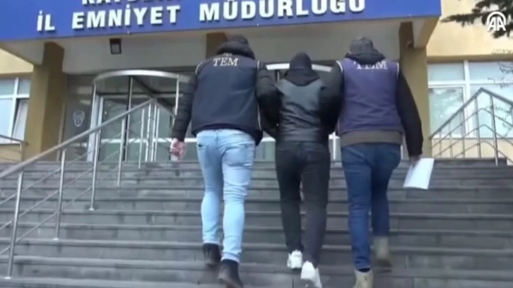 FETÖ'ye 17 ilde Kıskaç-19 operasyonu: Çok sayıda kişi gözaltına alındı