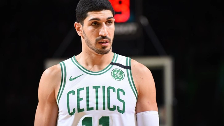 FETÖ'cü Enes Kanter, Gülen'i böyle aklamaya çalıştı: O gece ağladı