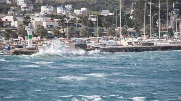 Fırtına nedeniyle Bodrum-Datça seferleri durdu