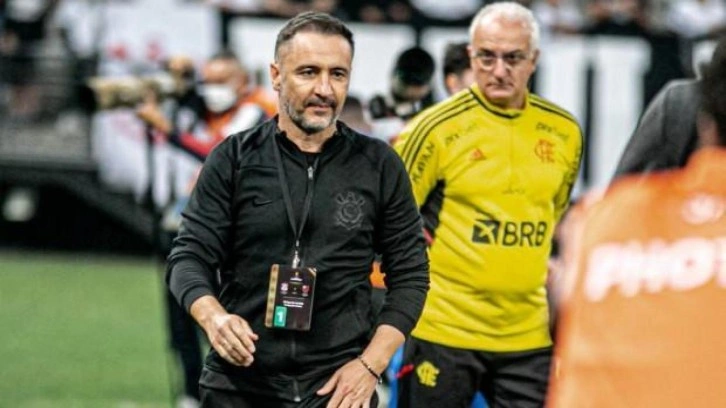 Flamengo ilk maçta Vitor Pereira'yı devirdi