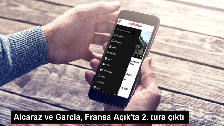 Fransa Açık'ta Alcaraz ve Garcia 2. tura yükseldi