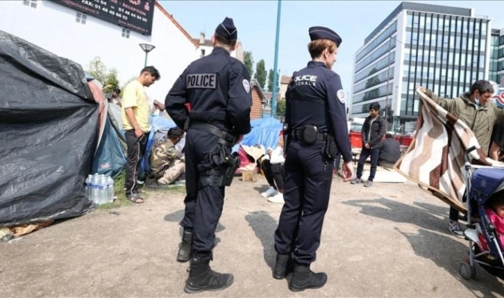 Fransa harekete geçti: 18 binden fazla düzensiz göçmeni sınır dışı etti