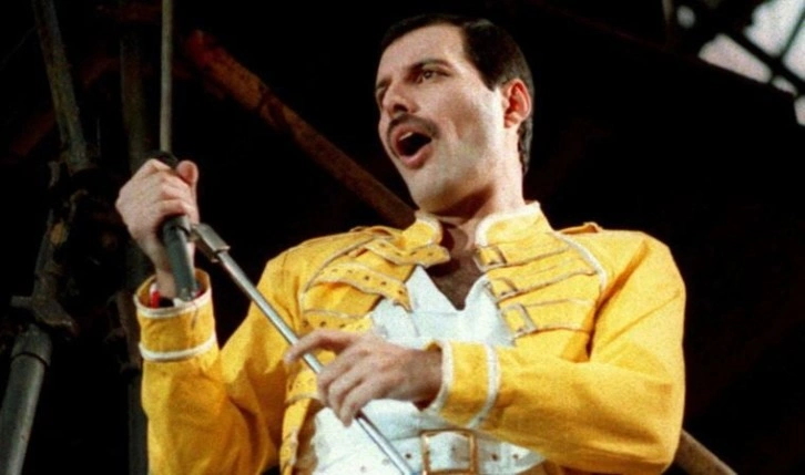 Freddie Mercury'nin özel koleksiyonu açık artırmaya çıkıyor