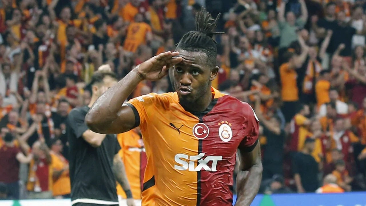 Galatasaray'da forvette bir tek Michy Batshuayi kaldı