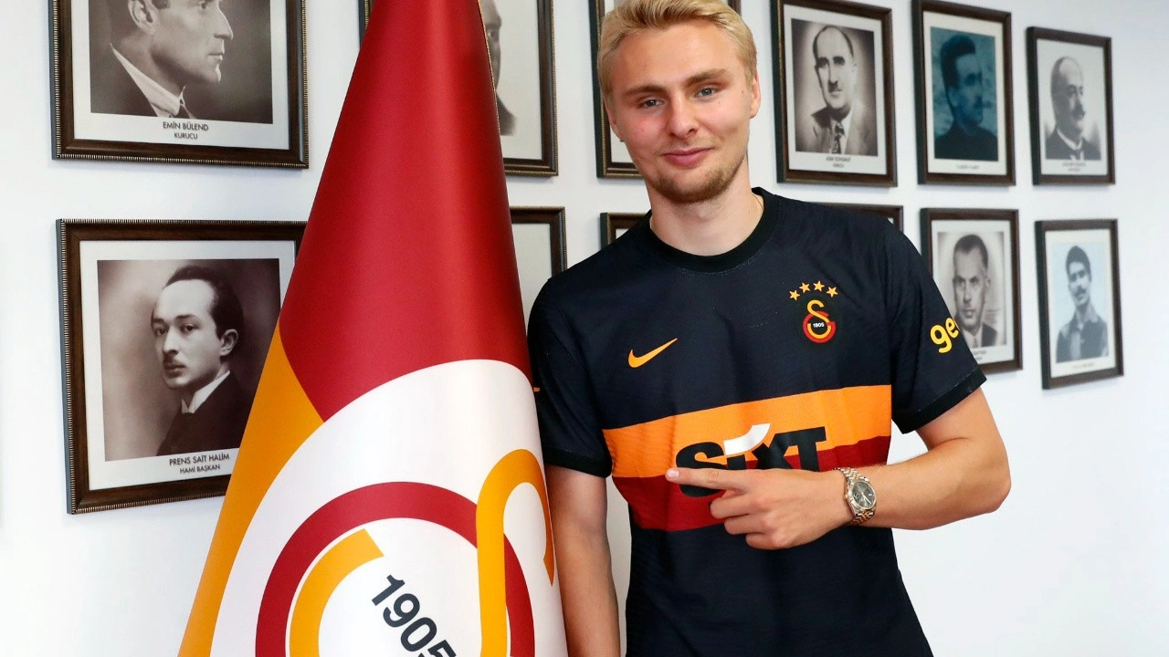 Galatasaray'da Victor Nelsson depremi yaşanıyor