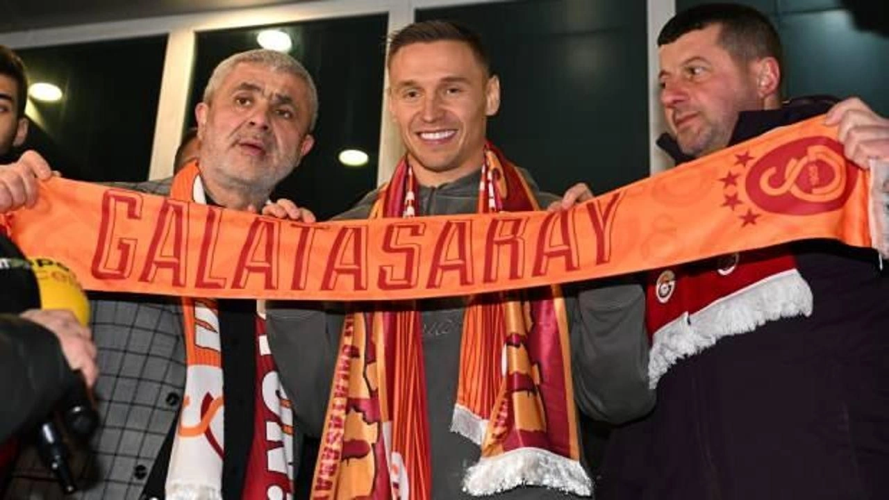 Galatasaray'ın yeni transferi Frankowski İstanbul'a geldi