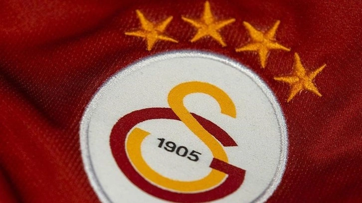 Galatasaray, Sacha Boey'u rekor bedelle Bayern Münih'e gönderdi