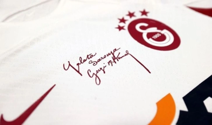 Galatasaray'dan Cumhuriyet Bayramı'na özel forma!