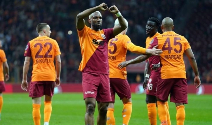 Galatasaray'ın eski yıldızı Ryan Babel'den destek mesajı