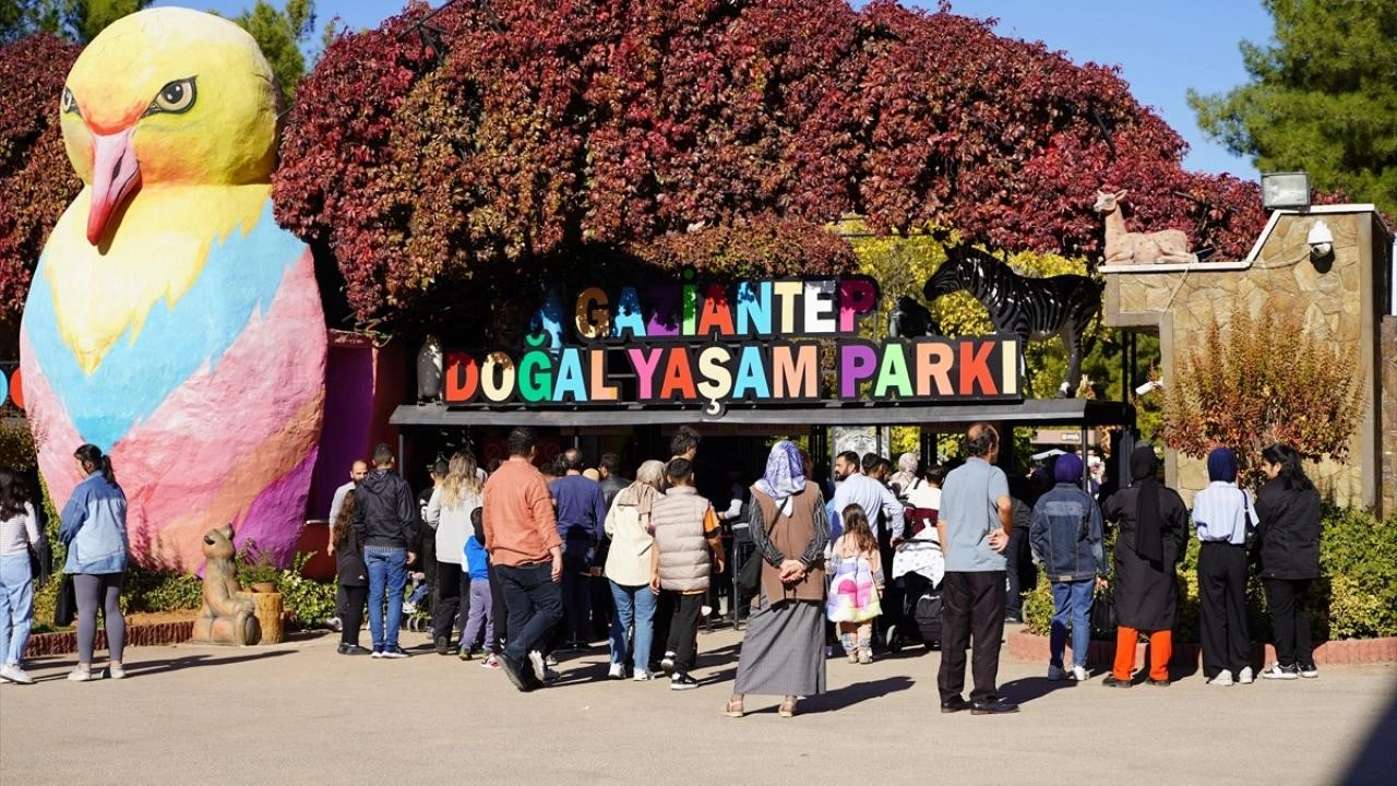 Gaziantep Doğal Yaşam Parkı'na yoğun ilgi: 10 ayda 4,2 milyon ziyaretçi!