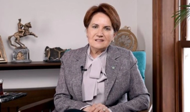 Gençler, Meral Akşener'e konuştu: Fikir özgürlüğümüz yok